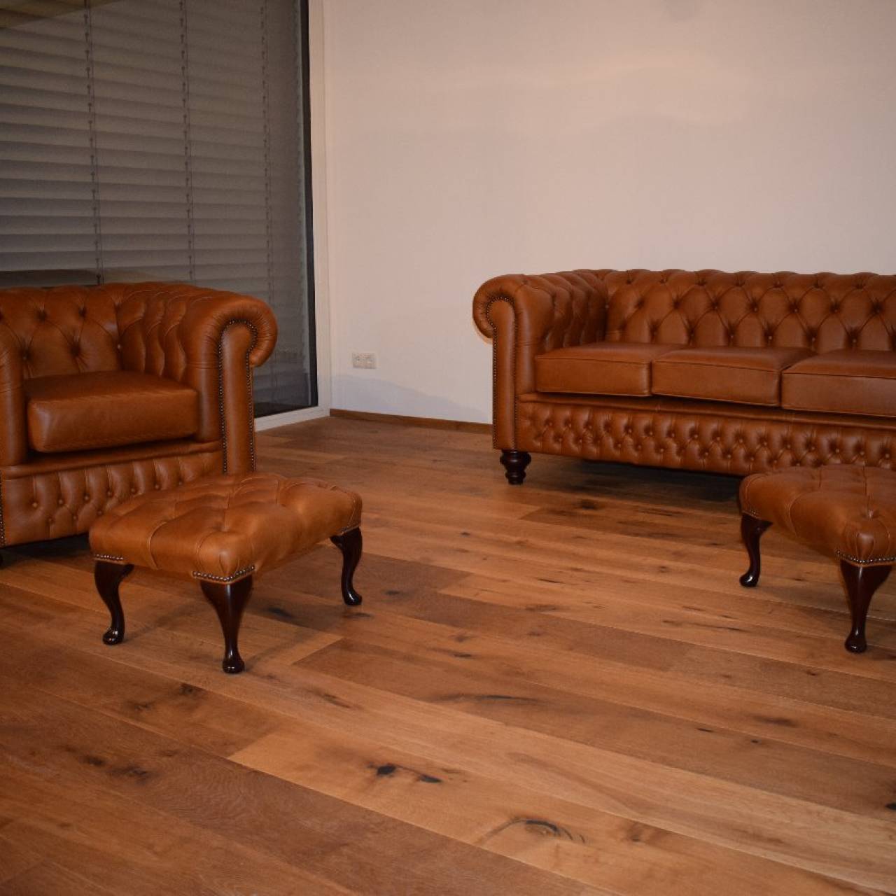 Chesterfield Classic Sofa u Shackleton Chair in Highland Whiskey