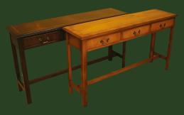 Chippendale Flurtisch
mit 3 Schubladen